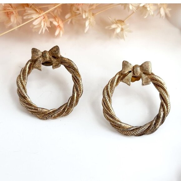 Vintage Jewelry - Gold Toned Braided Rope Bow Ribbon Vintage Post Back Holiday Themed Earrings